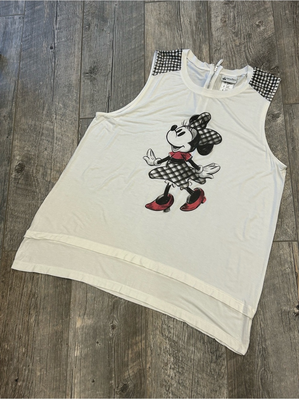 Plus size White Minnie Mouse Graphic Tank Top size XXL